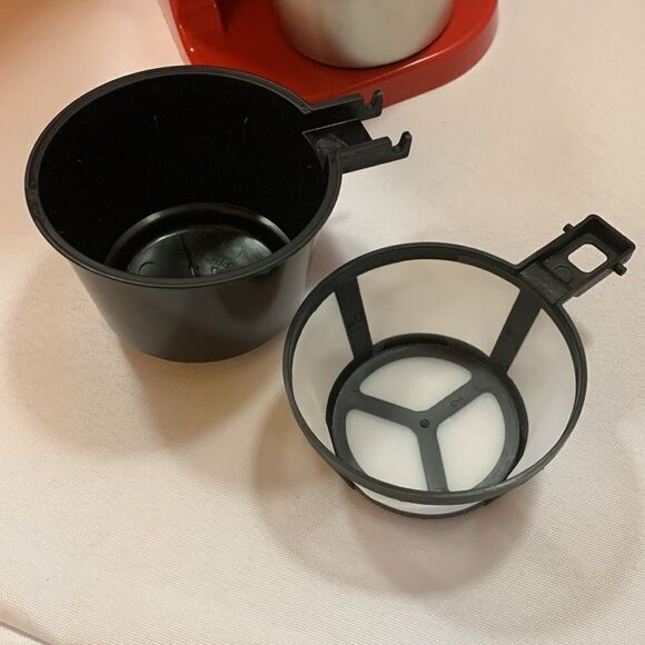 Cooks essentials single serve coffee pot and travel mug - Picture 3 of 9